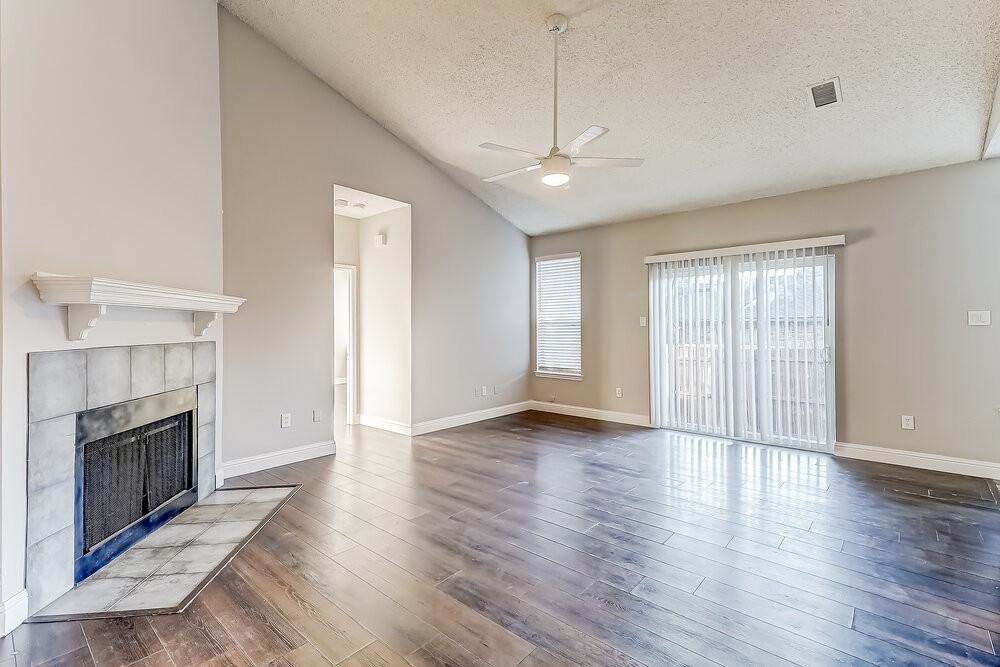 1162 Hemlock Dr - Photo 6 of 16