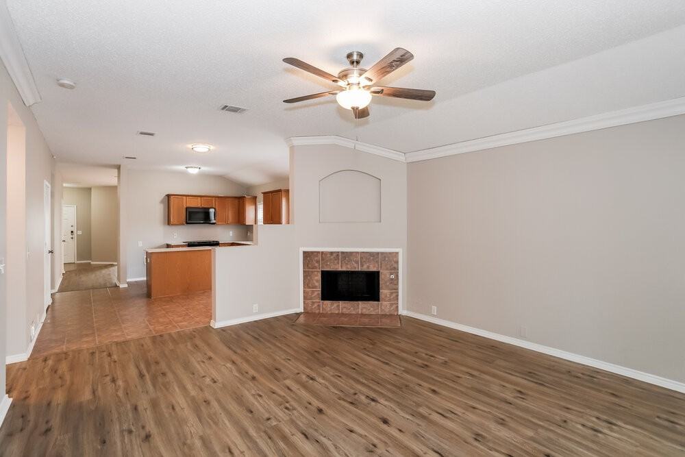 3316 Bentgate Ct - Photo 3 of 16
