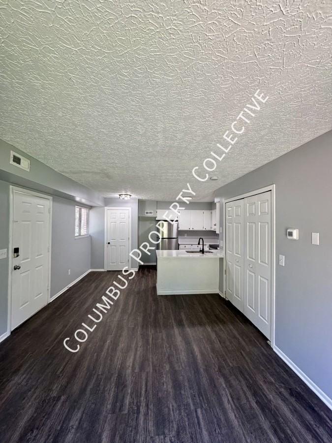 2026 Noe Bixby Rd - Photo 3 of 13