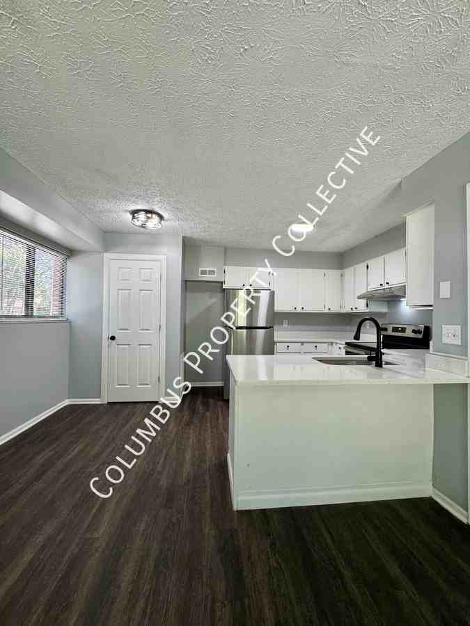 2026 Noe Bixby Rd - Photo 4 of 13