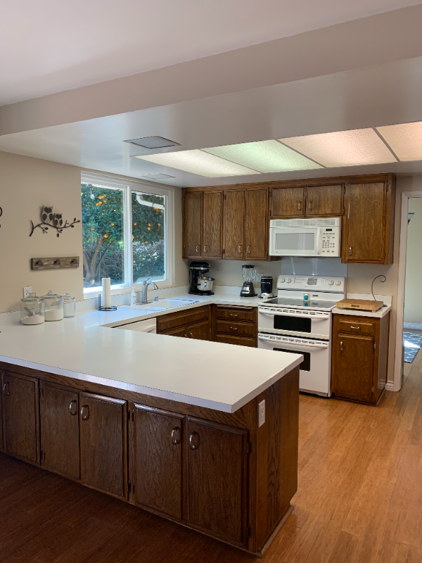 1925 Oak View Rd - Photo 4 of 14