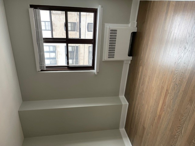 605 Sheridan Rd #I3 - Photo 6 of 6