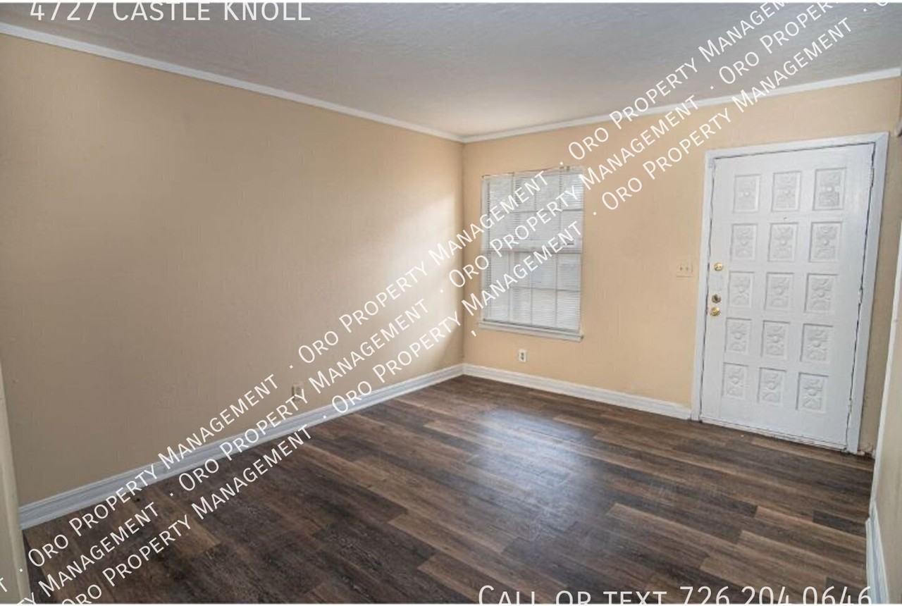 4727 Castle Knls - Photo 4 of 21