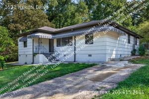 featured image of 1521 Heron Dr
