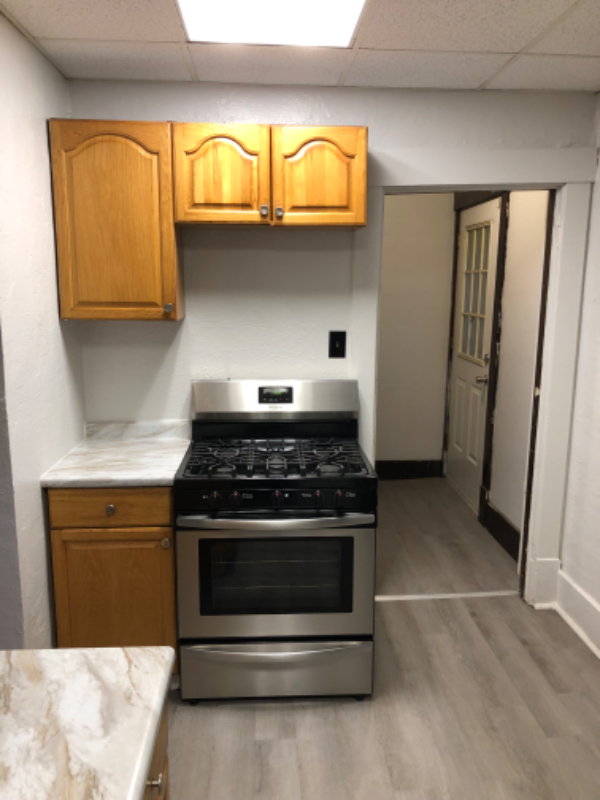 700 Airbrake Ave - Photo 2 of 21