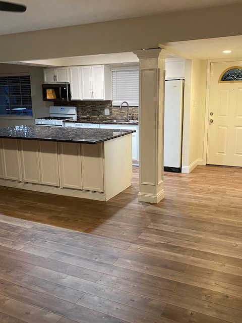 8814 Mohawk Way - Photo 3 of 16