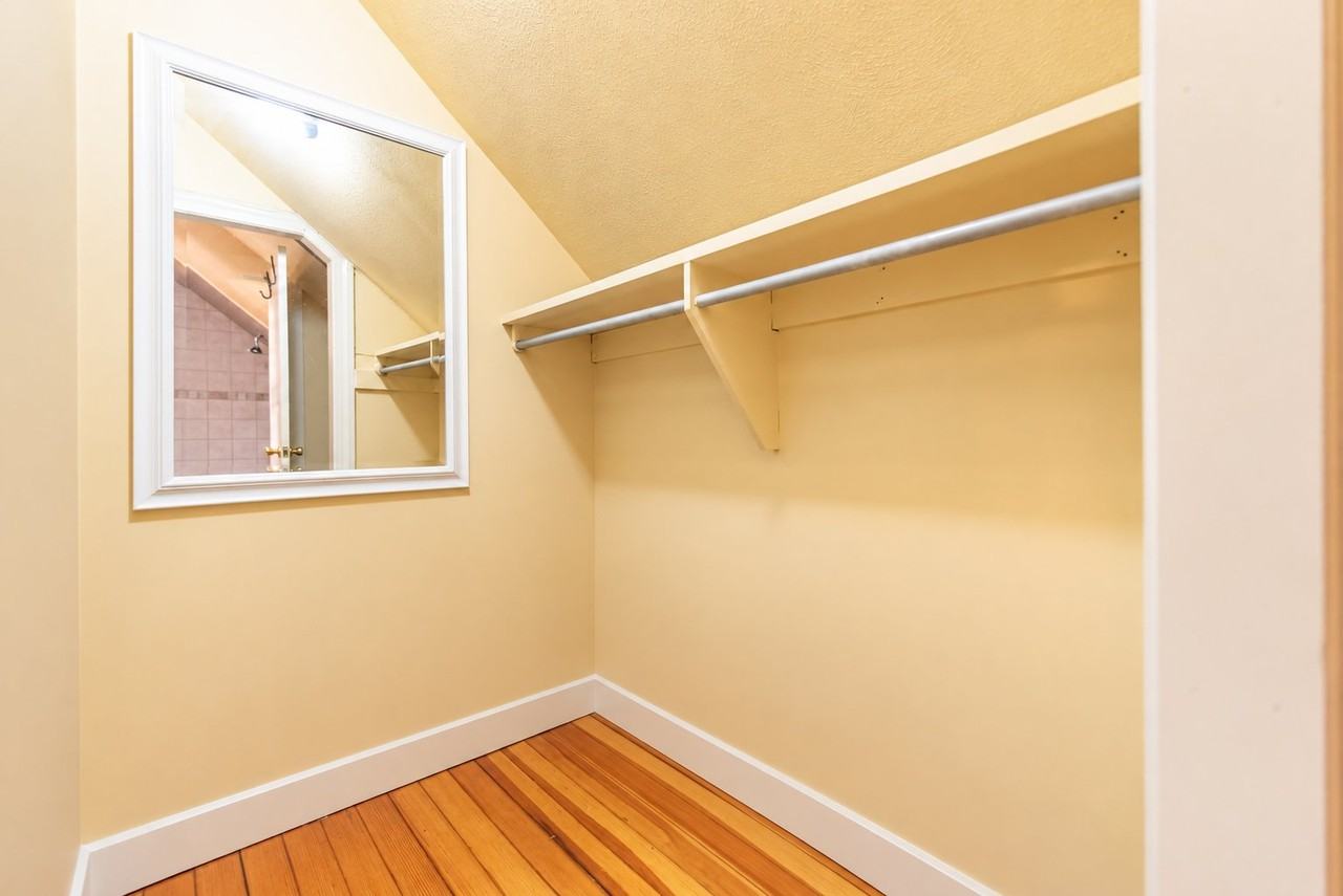 117 Elmgrove Ave #3 - Photo 7 of 8