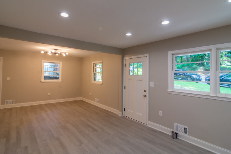 2368 Jefferson Ter #A - Photo 5 of 11