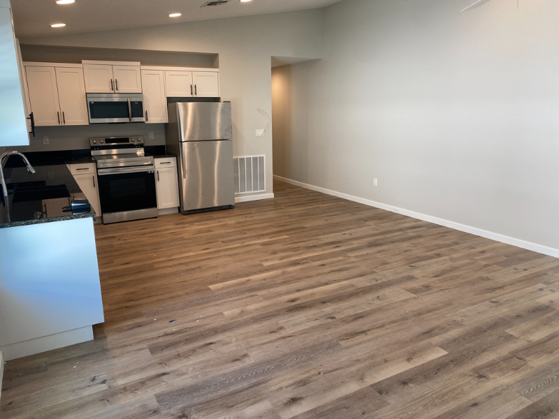 3820 Se Lee St #1 - Photo 2 of 6