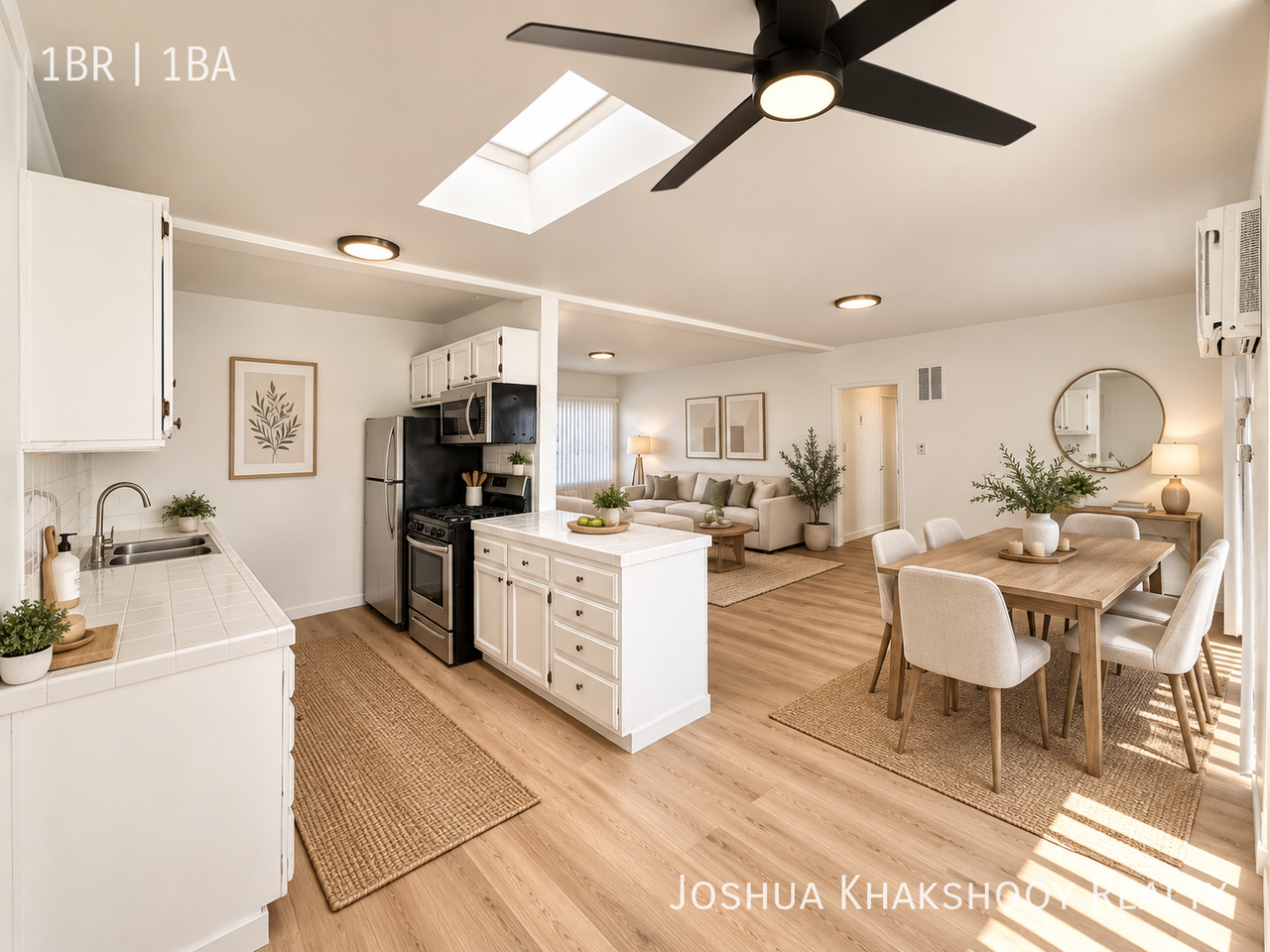 1116 N Clark St #14 - Photo 2 of 9
