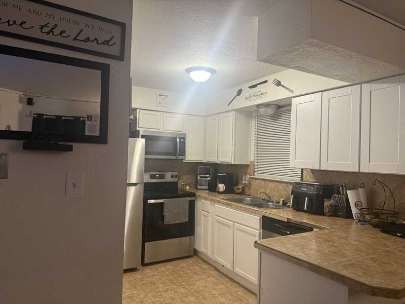 6005 Fortuna Rd Nw #A - Photo 4 of 21