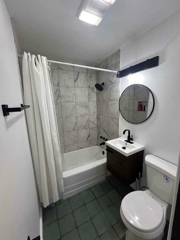 628 N D St - Photo 5 of 11