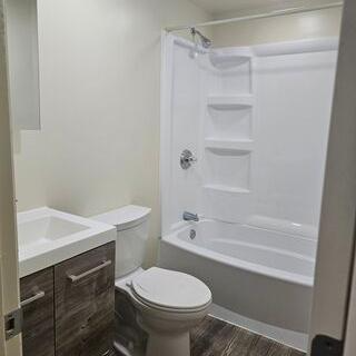 313 S Howard St #1 - Photo 6 of 6