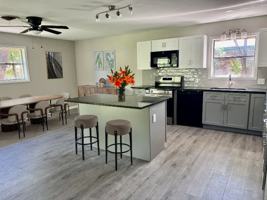 featured image of 2413 Scott Blvd