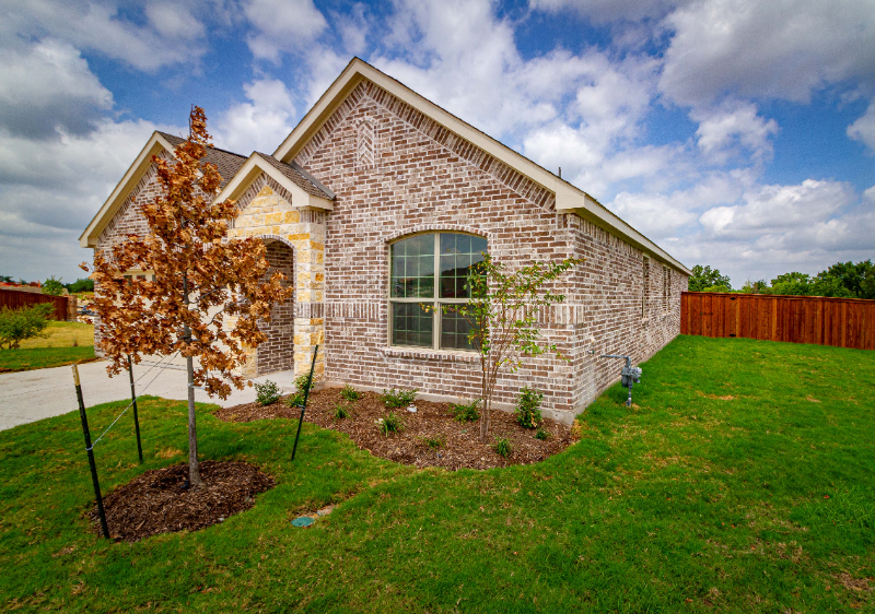 3240 Willow Terrace Ln - Photo 3 of 31