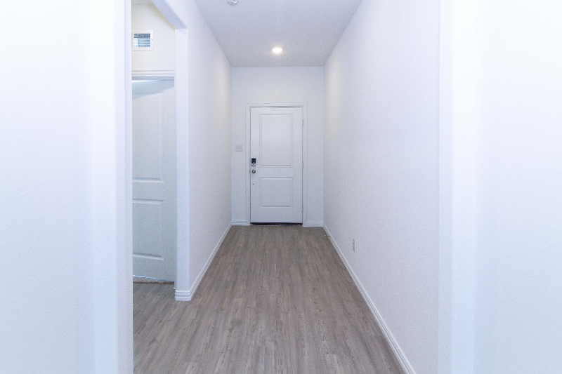 3240 Willow Terrace Ln - Photo 5 of 31