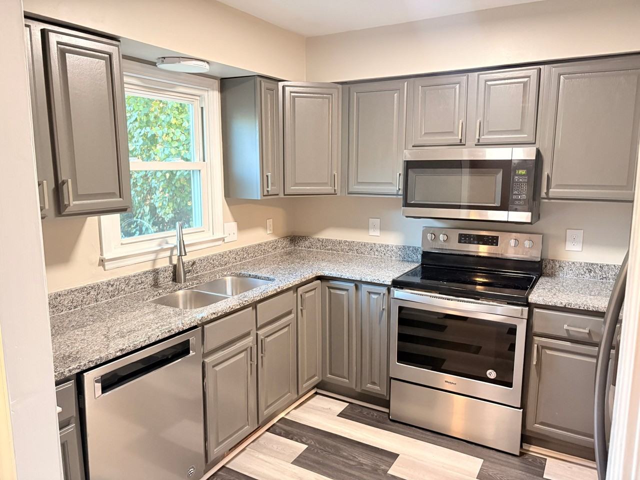 6813 Glendower Rd #A - Photo 4 of 13