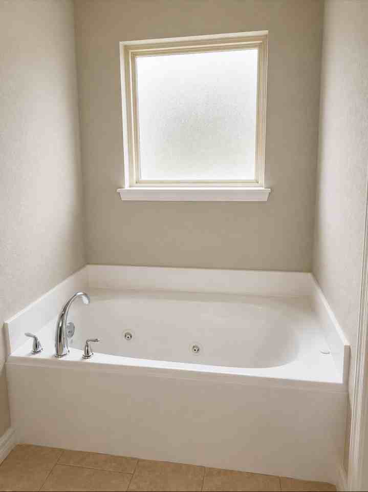 1230 Littlewood Cv - Photo 2 of 20