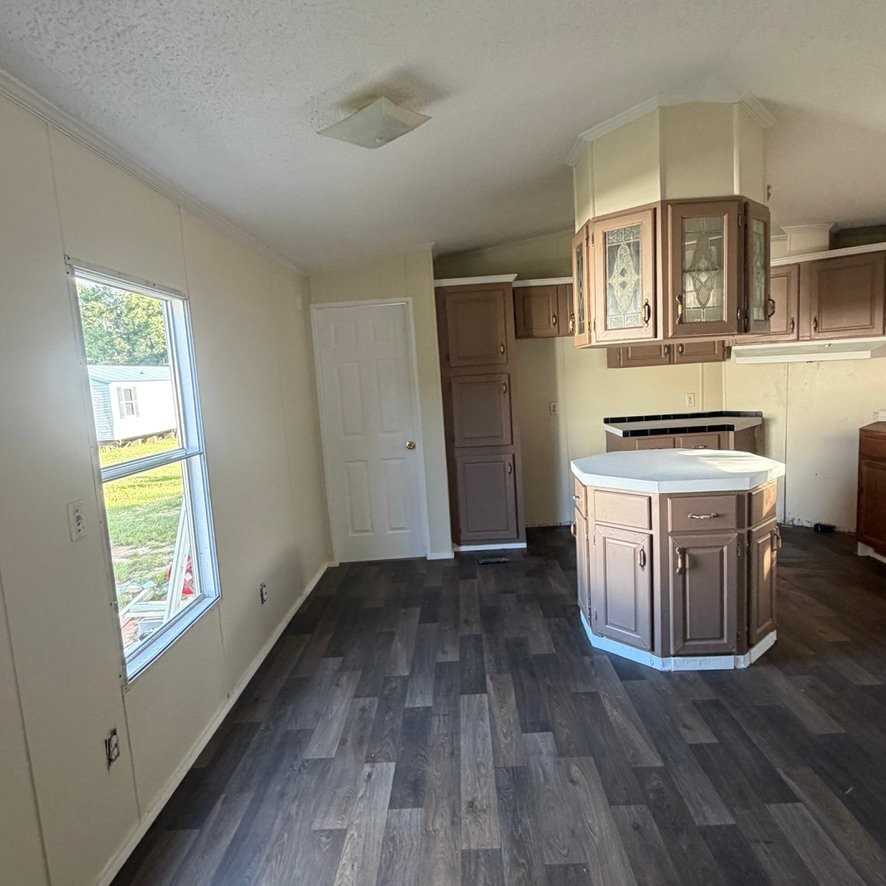 71 Gibson Cir #31 - Photo 2 of 9