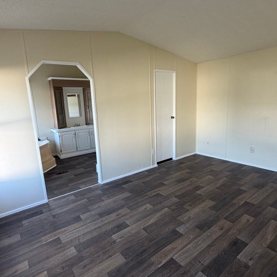 71 Gibson Cir #31 - Photo 4 of 9