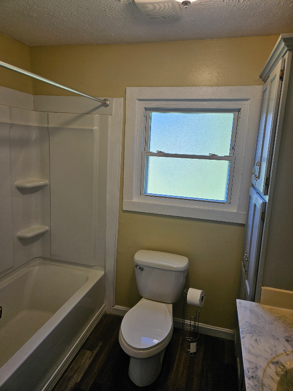 103 N Main St - Photo 5 of 13