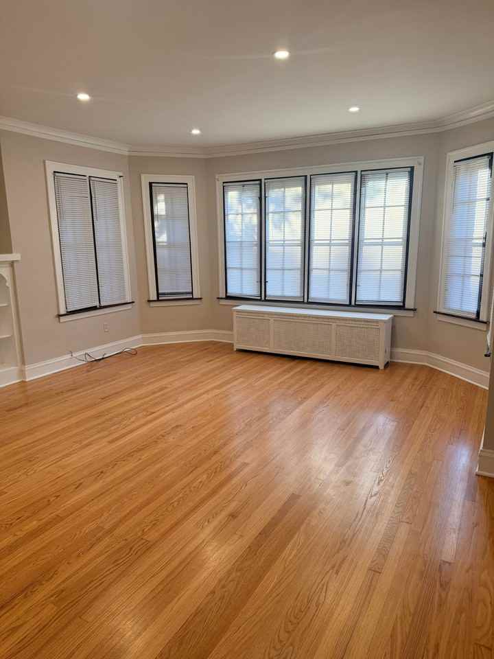 9221 S Bishop St #1 - Photo 2 of 18