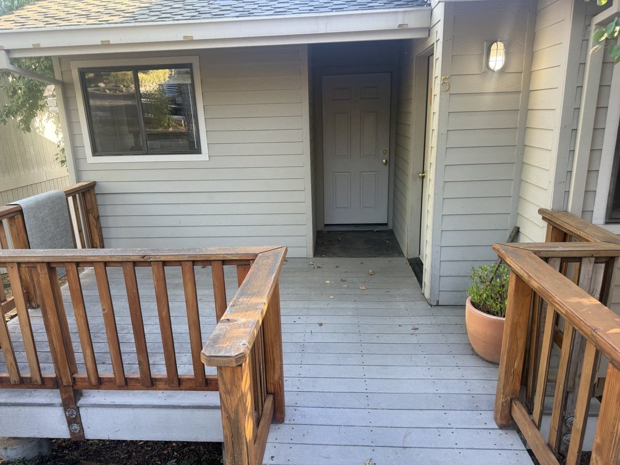 488 Dogwood Dr #5 - Photo 4 of 19