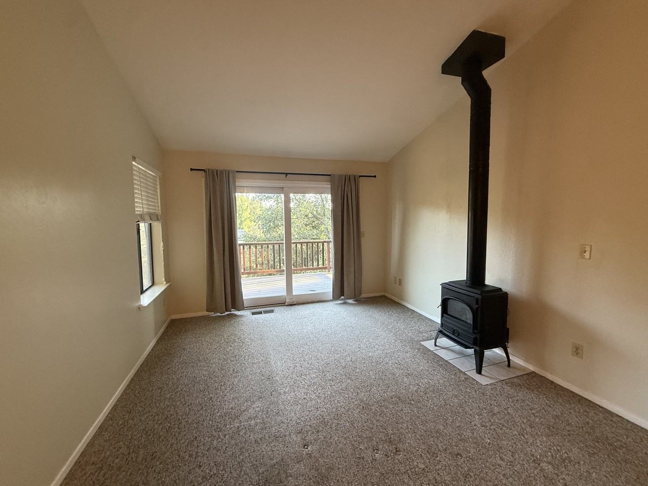 488 Dogwood Dr #5 - Photo 6 of 19