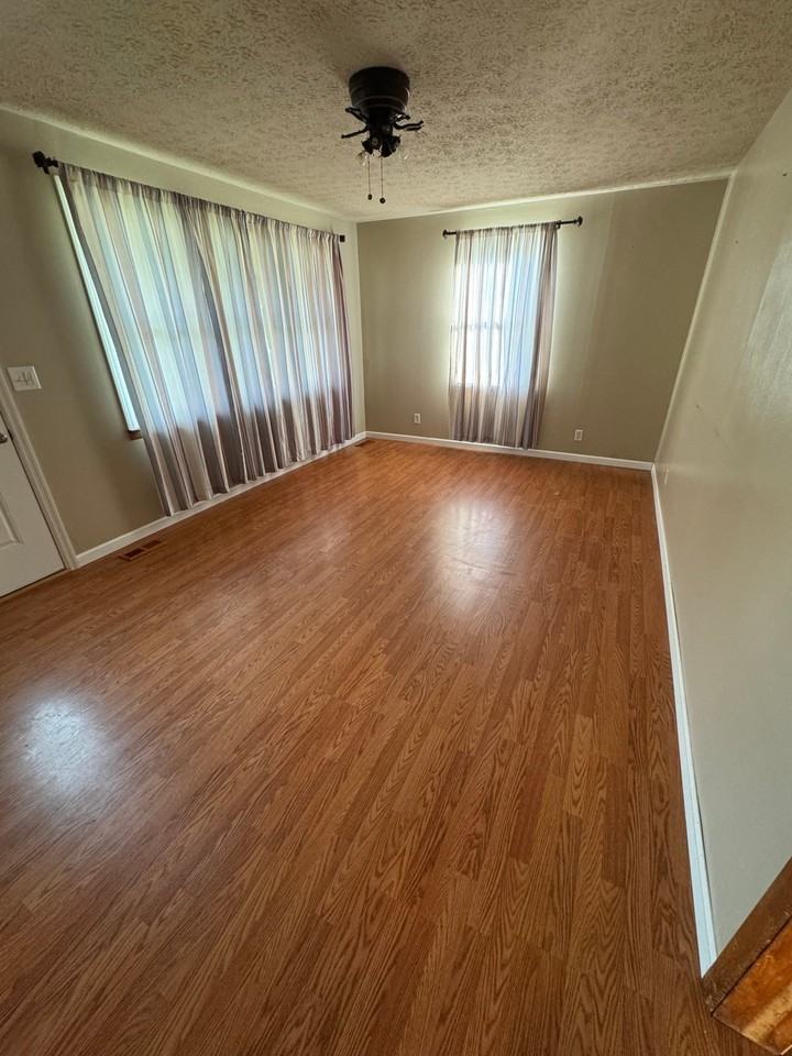 406 High St - Photo 3 of 13
