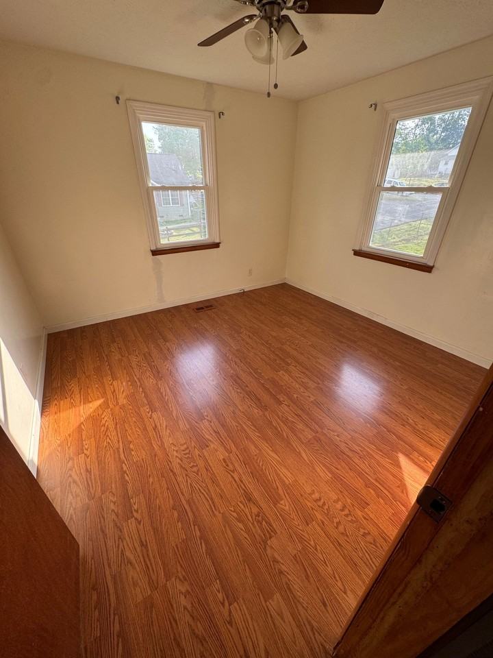 406 High St - Photo 5 of 13