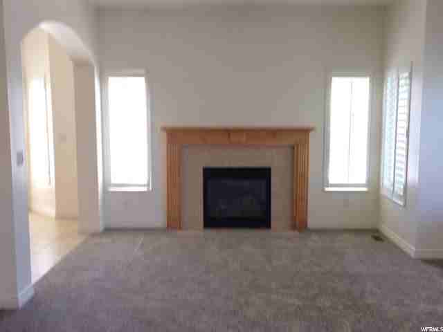 717 S Clearwater Ct - Photo 3 of 17