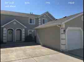 featured image of 1253 E St