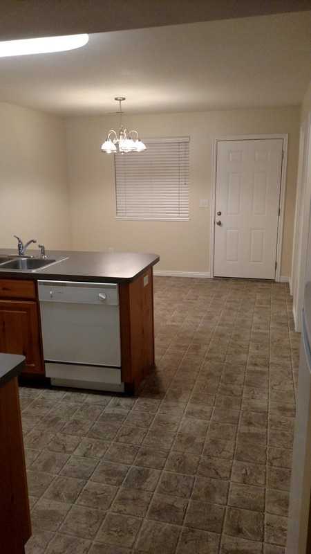 1253 E St - Photo 6 of 11