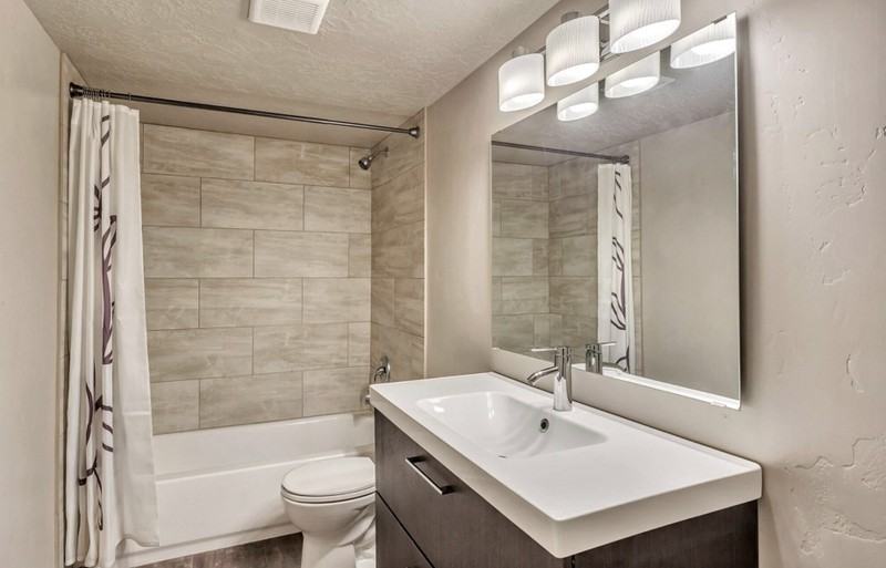 14613 S Woods Landing Ct - Photo 3 of 8