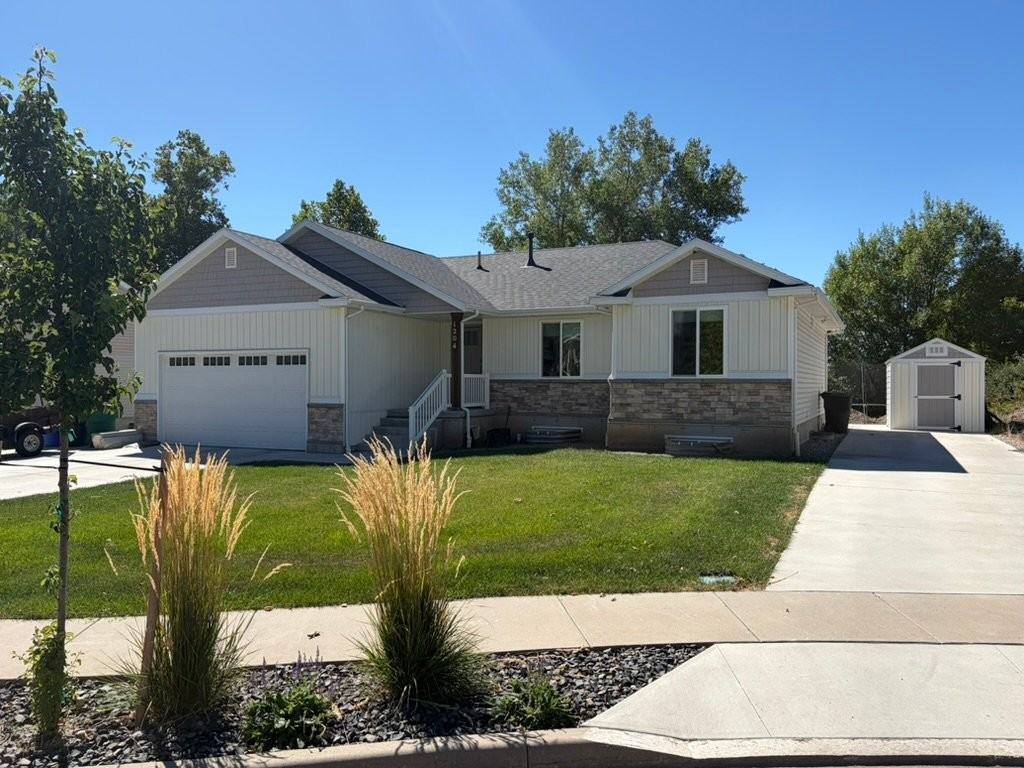 1204 Sunrise Ln