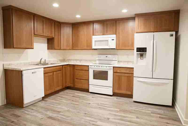 1204 Sunrise Ln - Photo 5 of 18