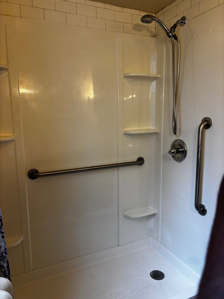 1347 Grotto St #1 - Photo 6 of 13