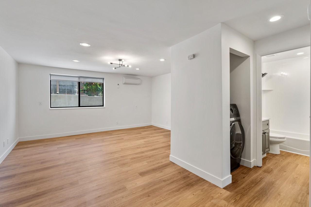1016 East 900 South #9 - Photo 6 of 19