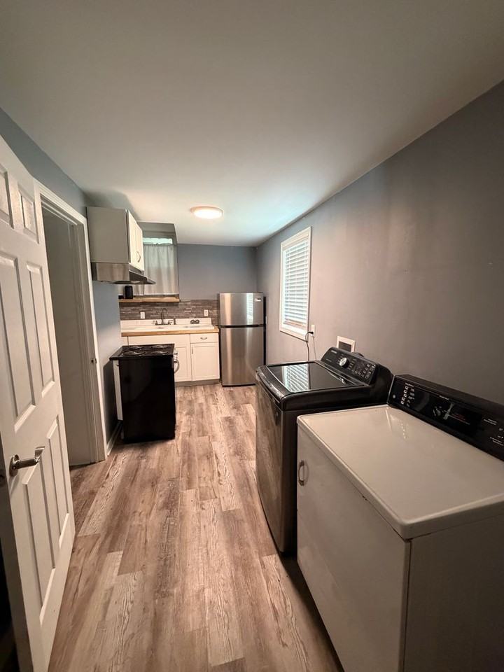 3925 Rosewood Dr. - Photo 7 of 28