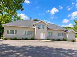 featured image of 2297 W Bloomfield Rd