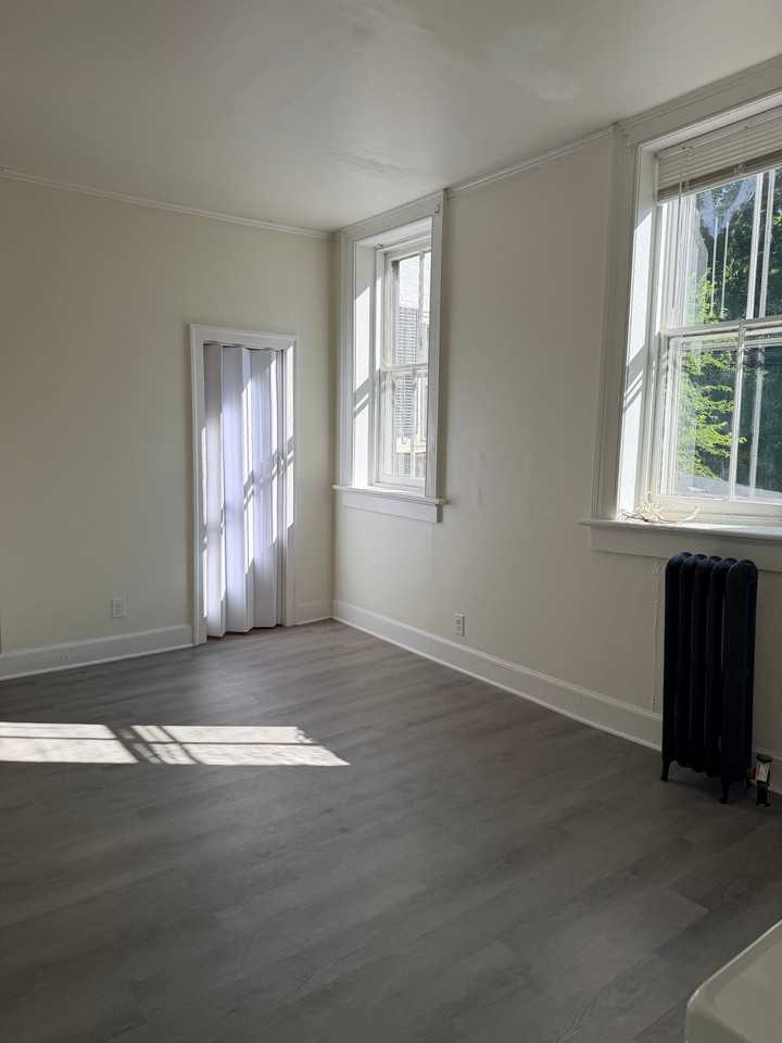 83 Main St #2C - Photo 7 of 7