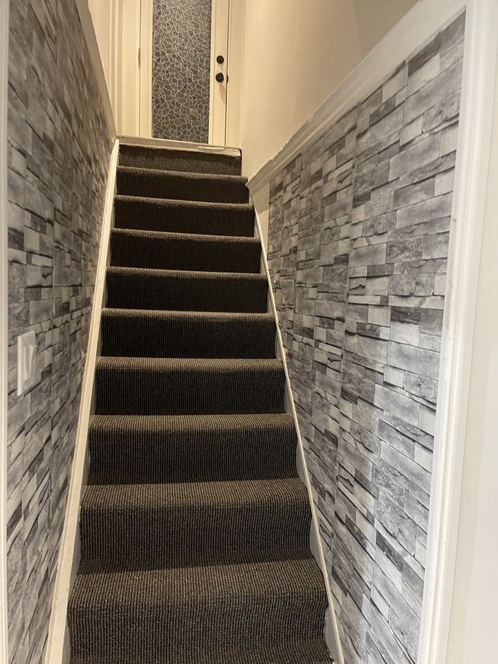 53 Jeavons Avenue - Photo 7 of 8