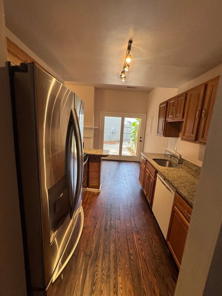 30 Jones Station Rd W - Photo 7 of 16