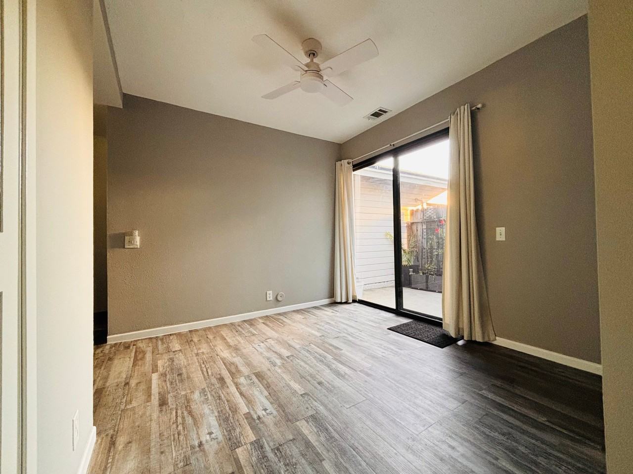 1000 W Chestnut Ave - Photo 6 of 15