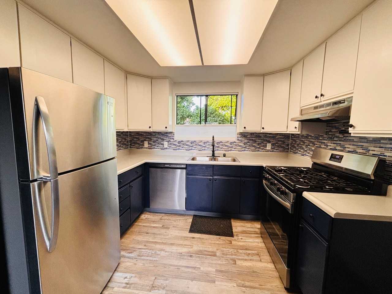 1000 W Chestnut Ave - Photo 7 of 15