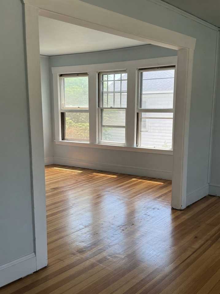 40 Troy St #2 - Photo 5 of 5