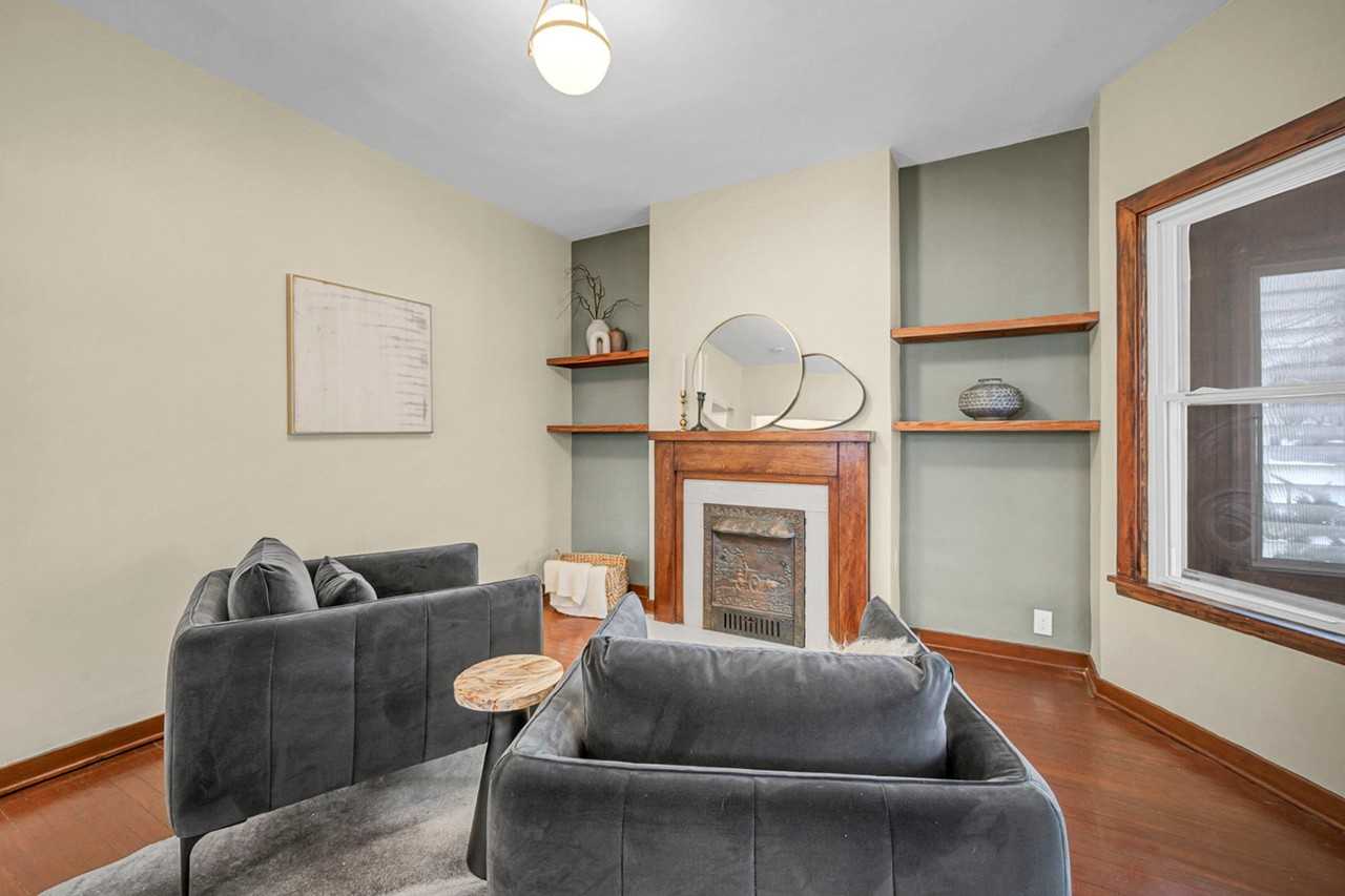 1345 Cove Ave - Photo 4 of 20