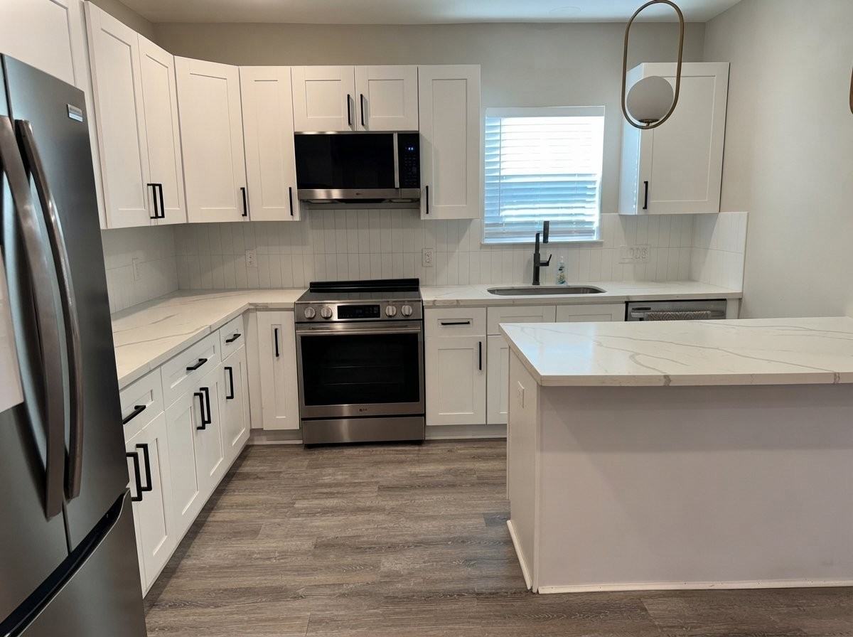2806 Rosewood St #1 - Photo 3 of 11