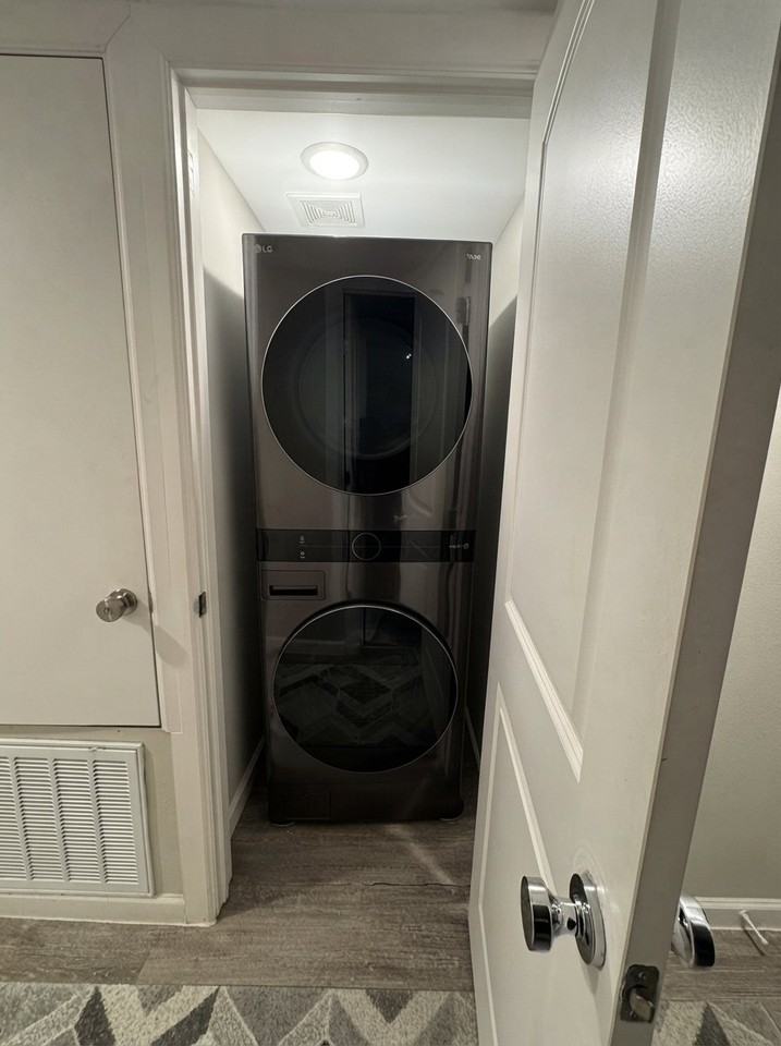 2806 Rosewood St #1 - Photo 7 of 11