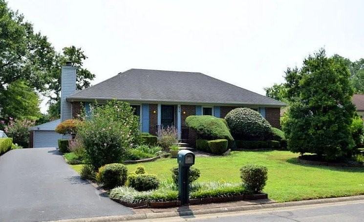 614 Stivers Rd - Photo 2 of 30